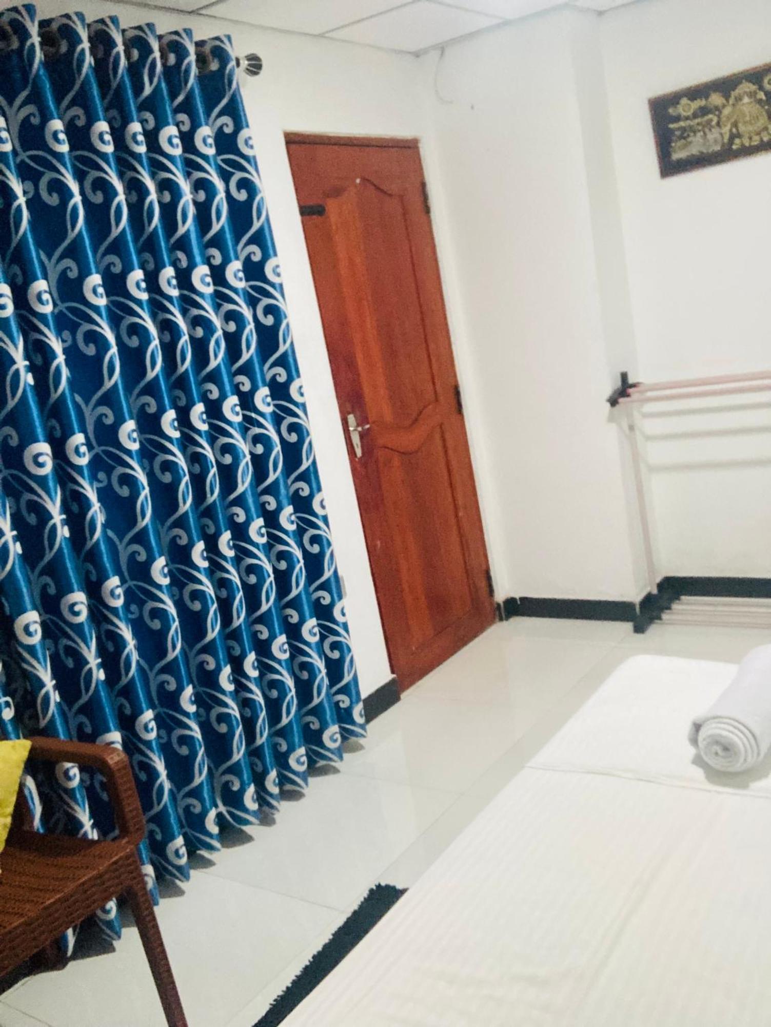 Malee Homestay بولاناروفاي المظهر الخارجي الصورة
