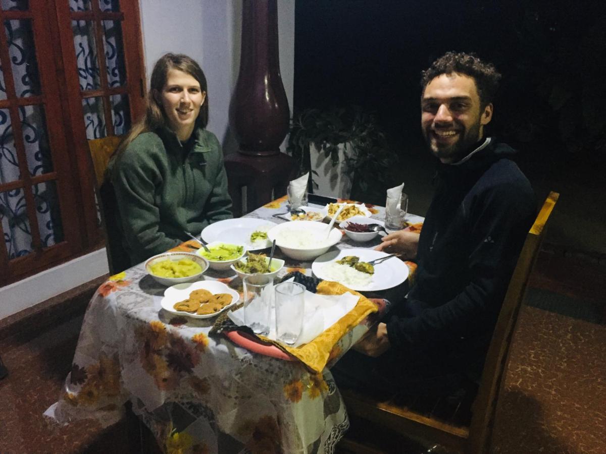 Malee Homestay بولاناروفاي المظهر الخارجي الصورة
